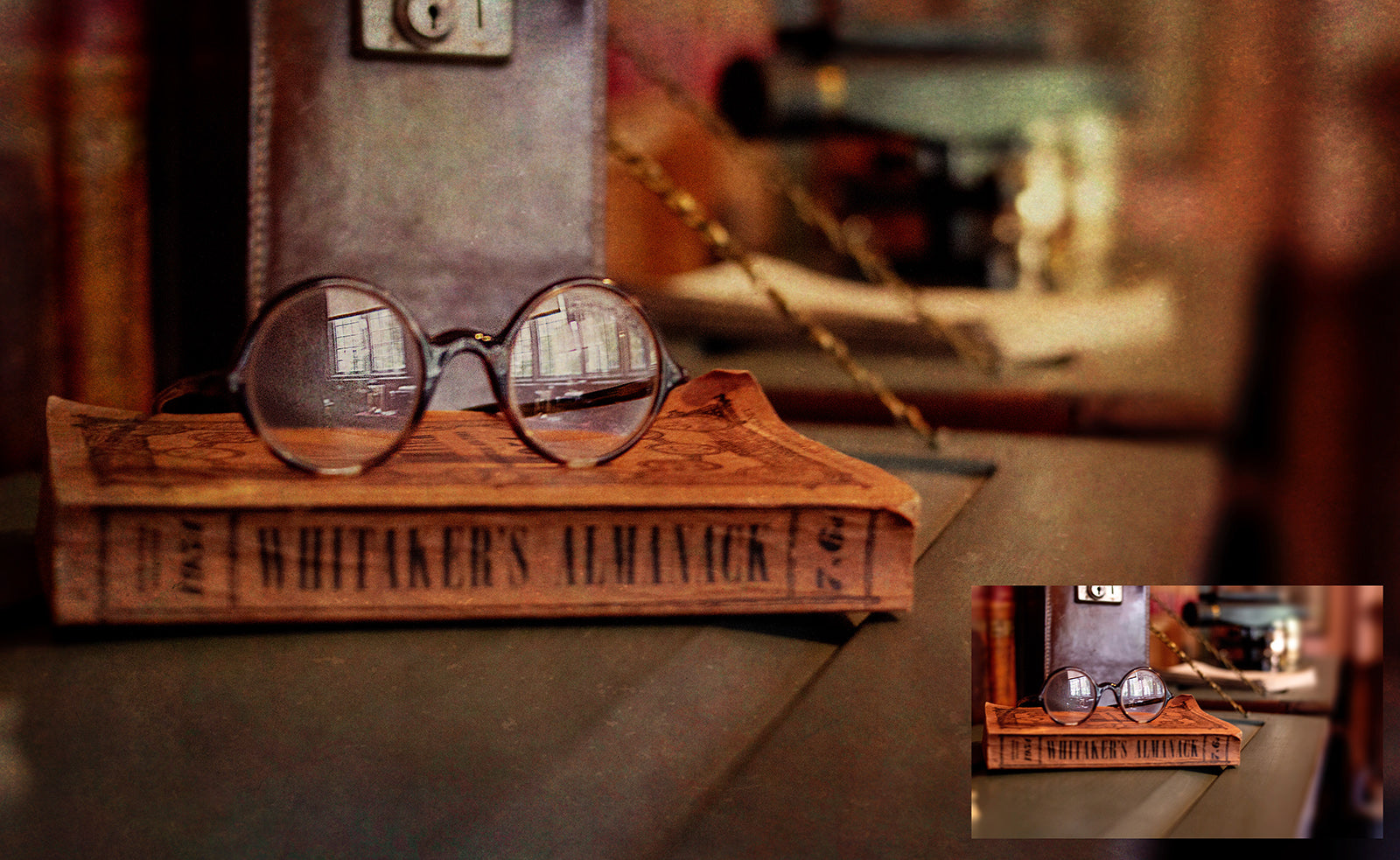 40 High resolution Textures for Photographers, Photoshop, Digital art and Creatives. Digital photography edits, Photoshop. Scratch, Fine Art Antique, Vintage, Grunge, Light, Dark Bundle. Textured printable Canvas, Colour, Monochrome, Bundle. Graphic Assets for photography, digital scrapbooking and design. ATP Textures