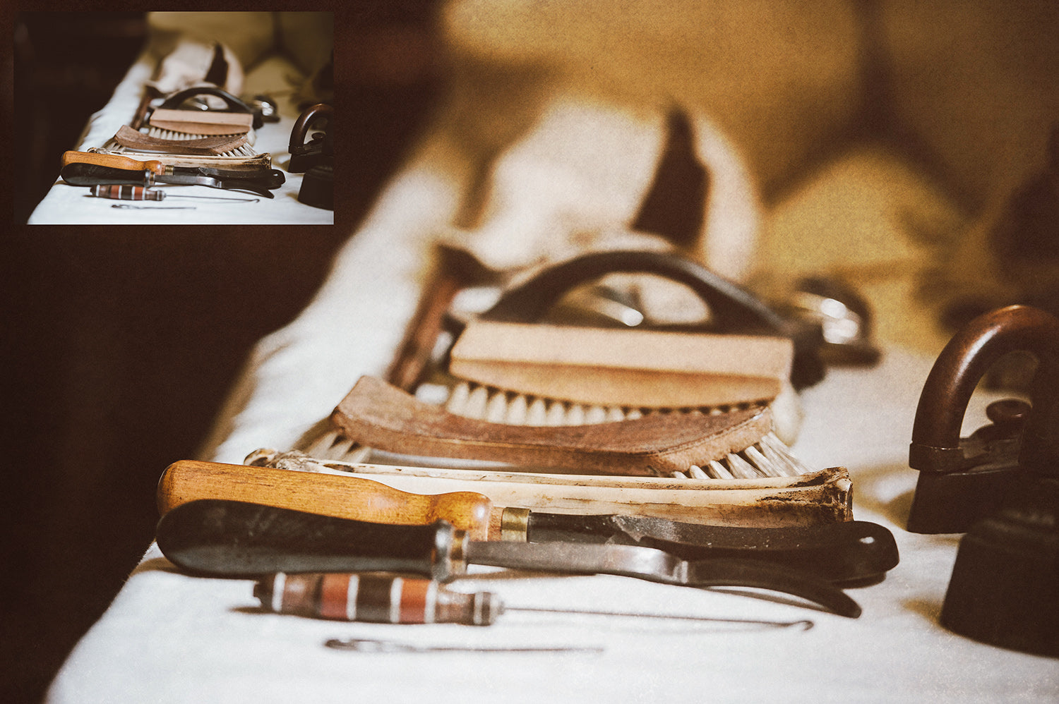 40 High resolution Textures for Photographers, Photoshop, Digital art and Creatives. Digital photography edits, Photoshop. Scratch, Fine Art Antique, Vintage, Grunge, Light, Dark Bundle. Textured printable Canvas, Colour, Monochrome, Bundle. Graphic Assets for photography, digital scrapbooking and design. ATP Textures